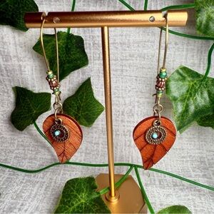 NWT Boho Wood Leaf Dangle Earrings, Handcrafted Style